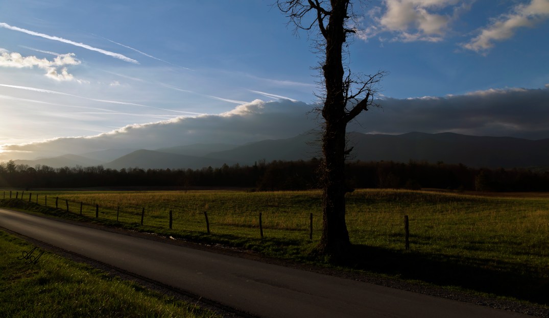 CCSunriseRoad_Q8Z0711